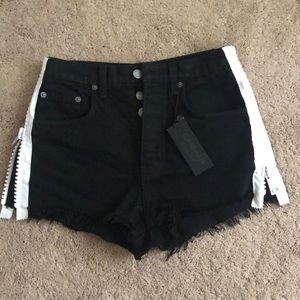 Carmar Black & White Zipper Shorts